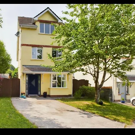 Deluxe Dwelling - 15 Mins From City/airport Accommodatie bij particulieren